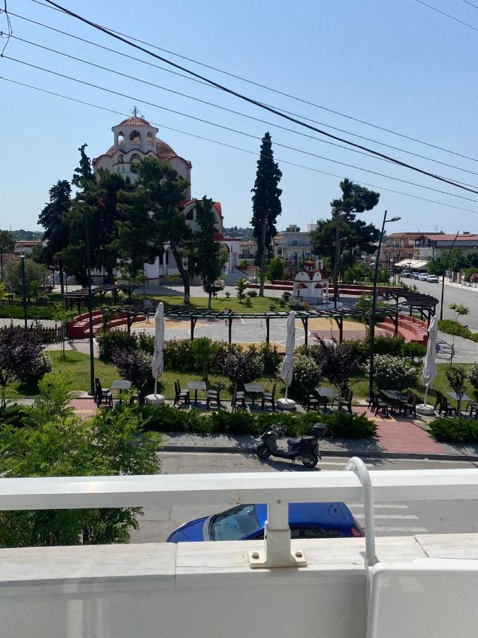 Sun & Sea Appartement Nea Iraklia Buitenkant foto