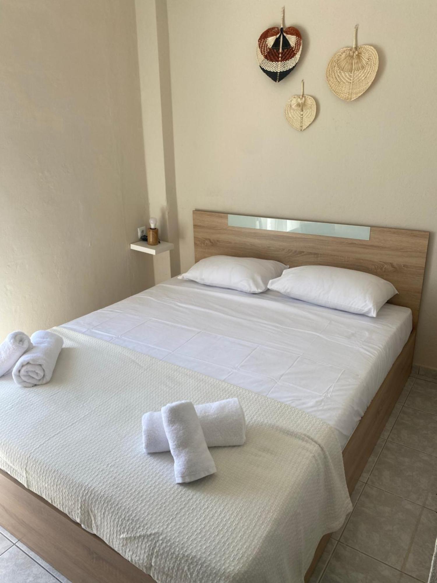 Sun & Sea Appartement Nea Iraklia Buitenkant foto