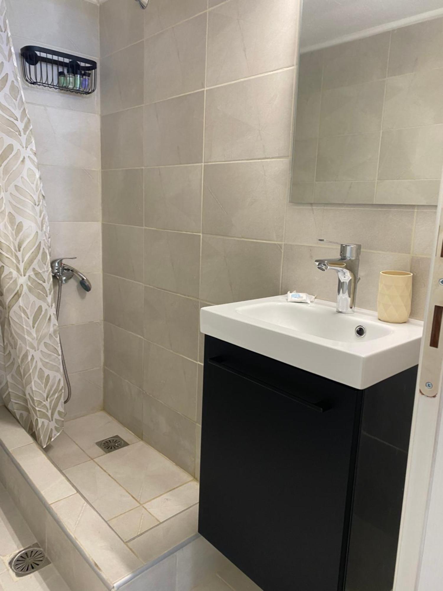 Sun & Sea Appartement Nea Iraklia Buitenkant foto